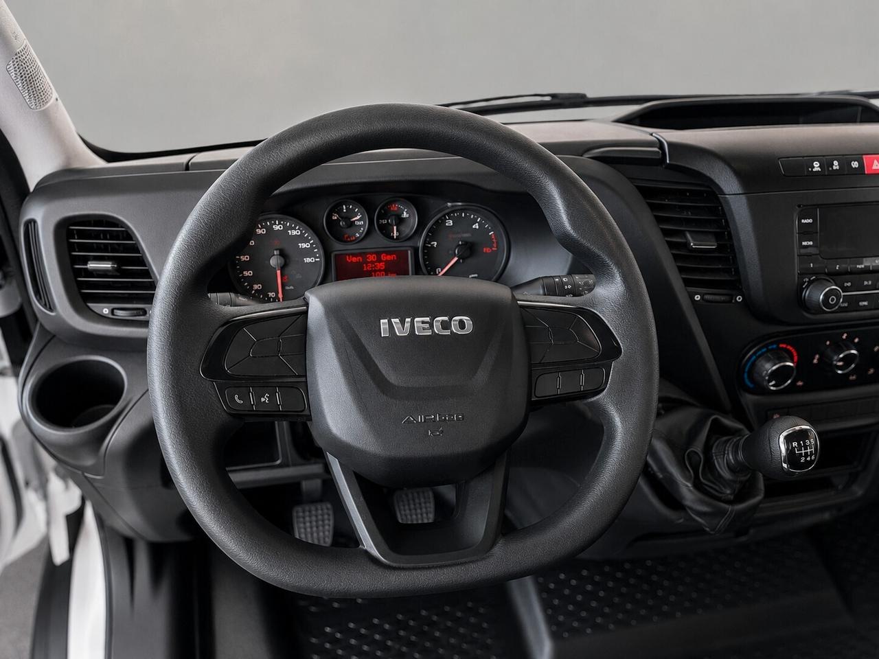 IVECO DAILY 35-120 2.3 DIESEL 116 CV - FURGONE - AZIENDALE