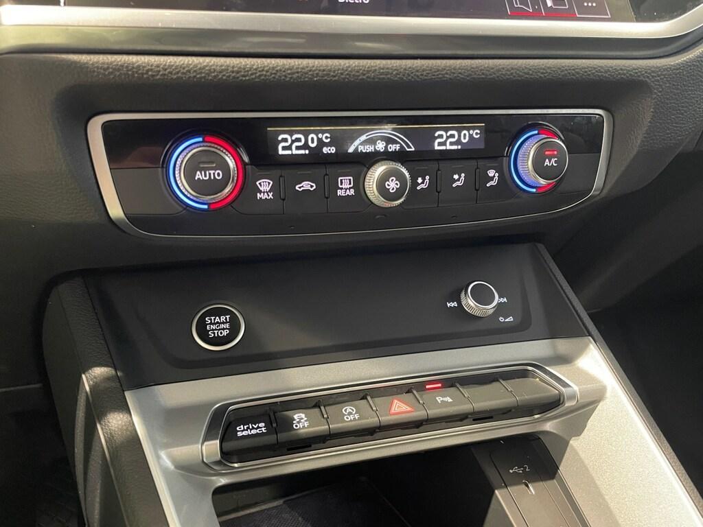 Audi Q3 35 2.0 tdi 150CV Quattro S-tronic Business Advance - IVA ESPOSTA