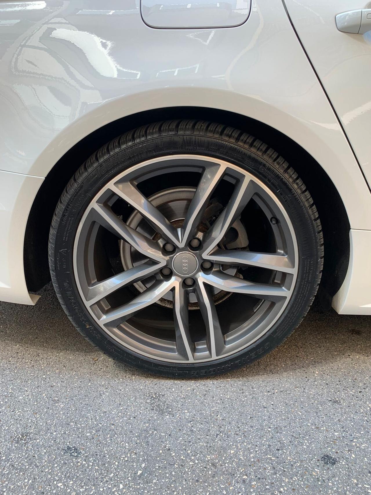 Audi A6 Avant 2.0 TDI 190 CV ultra S tronic