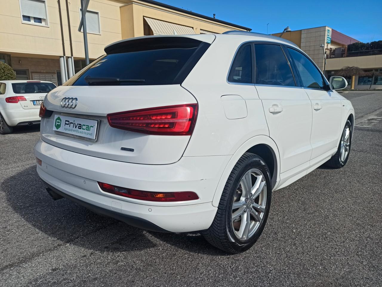 Audi Q3 2.0 TFSI 180 CV quattro S tronic Sport