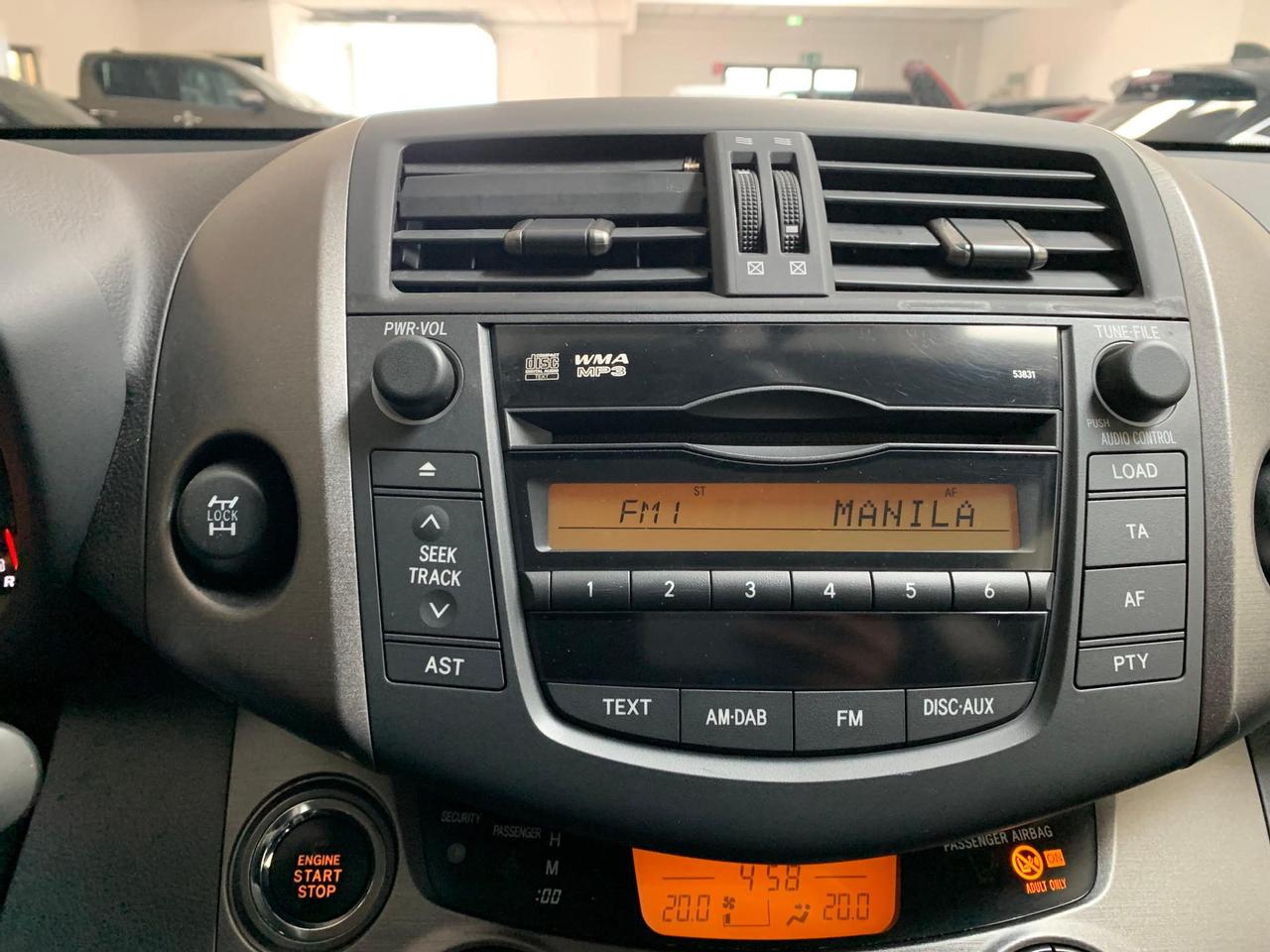 Toyota RAV4 2.2 d-4d Luxury 150cv dpf my09