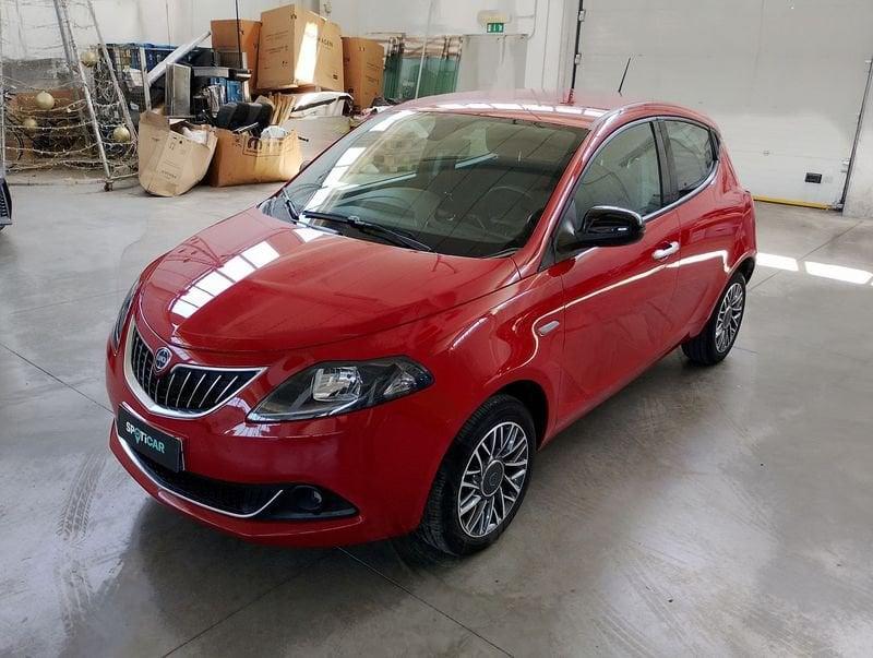 Lancia Ypsilon 1.0 FireFly 5 porte S&S Hybrid Gold Plus