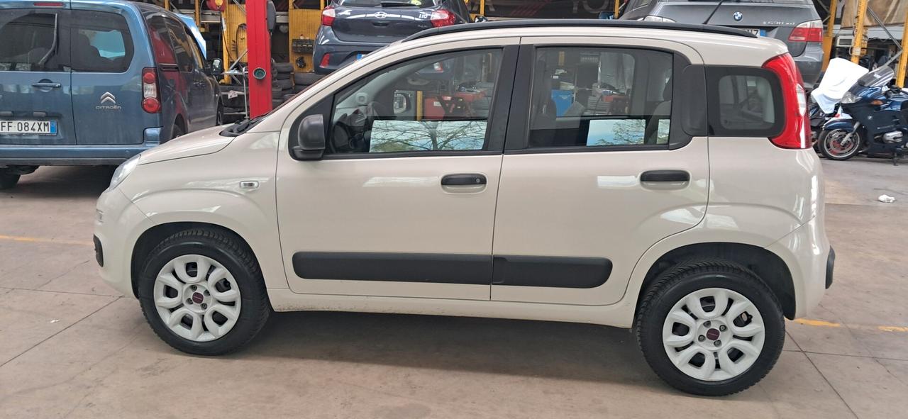 Fiat Panda 0.9 TwinAir Turbo Natural Power Lounge