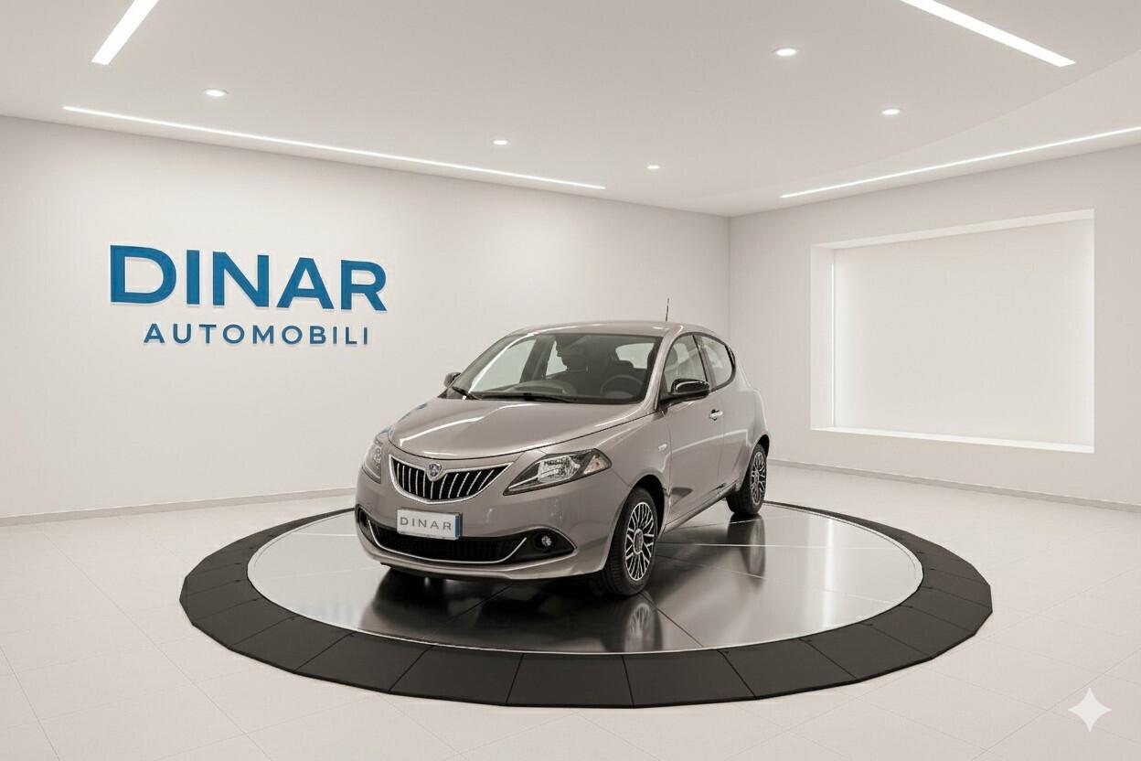 Lancia Ypsilon 1.0 FireFly 5 porte S&S Hybrid Platino