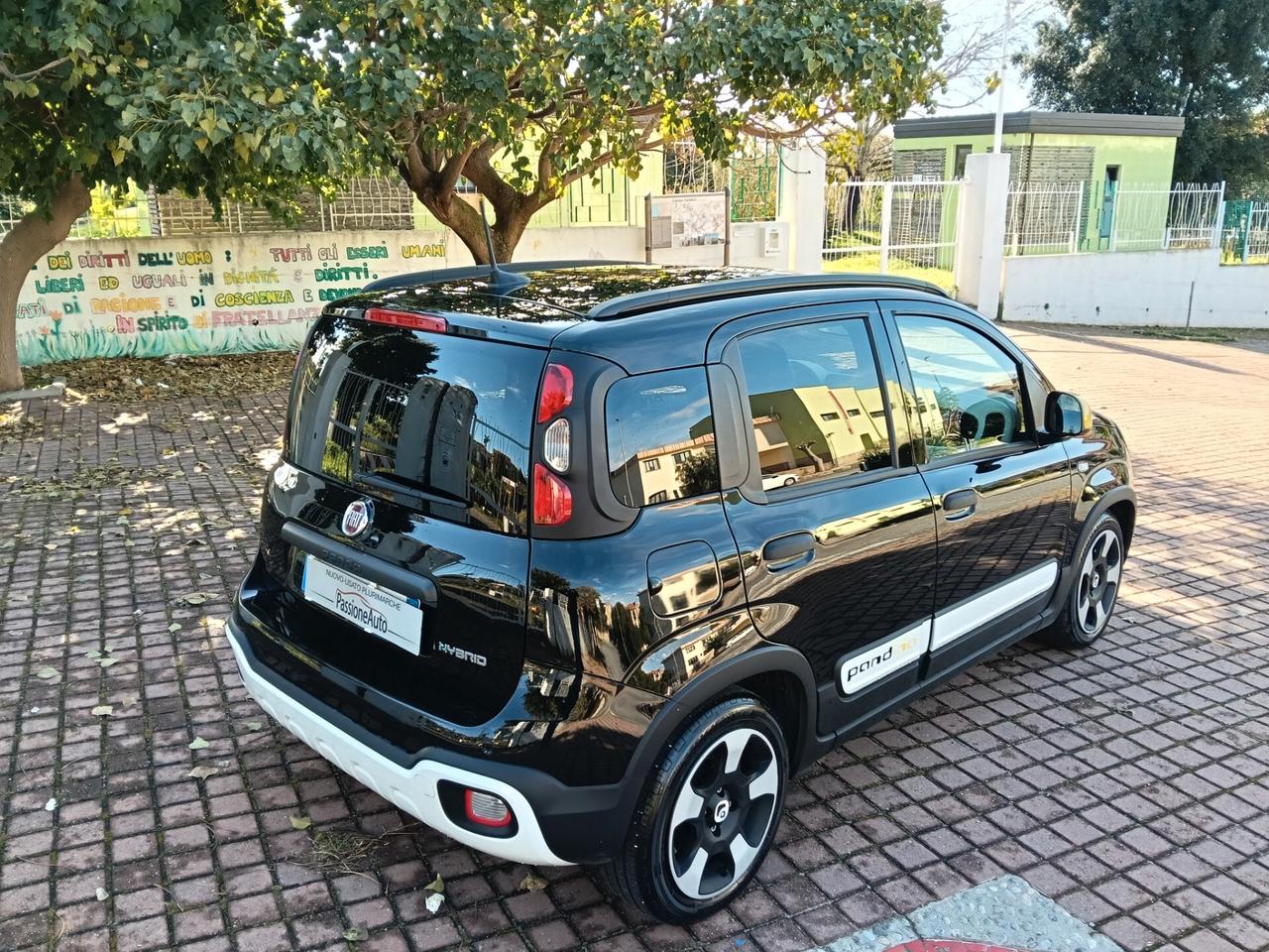 Fiat Panda 1.0 FireFly S&S Hybrid Pandina 2025