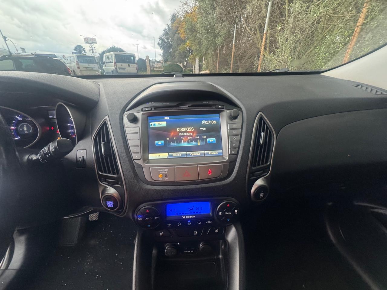 Hyundai iX35 1.7 CRDi 2WD Xpossible