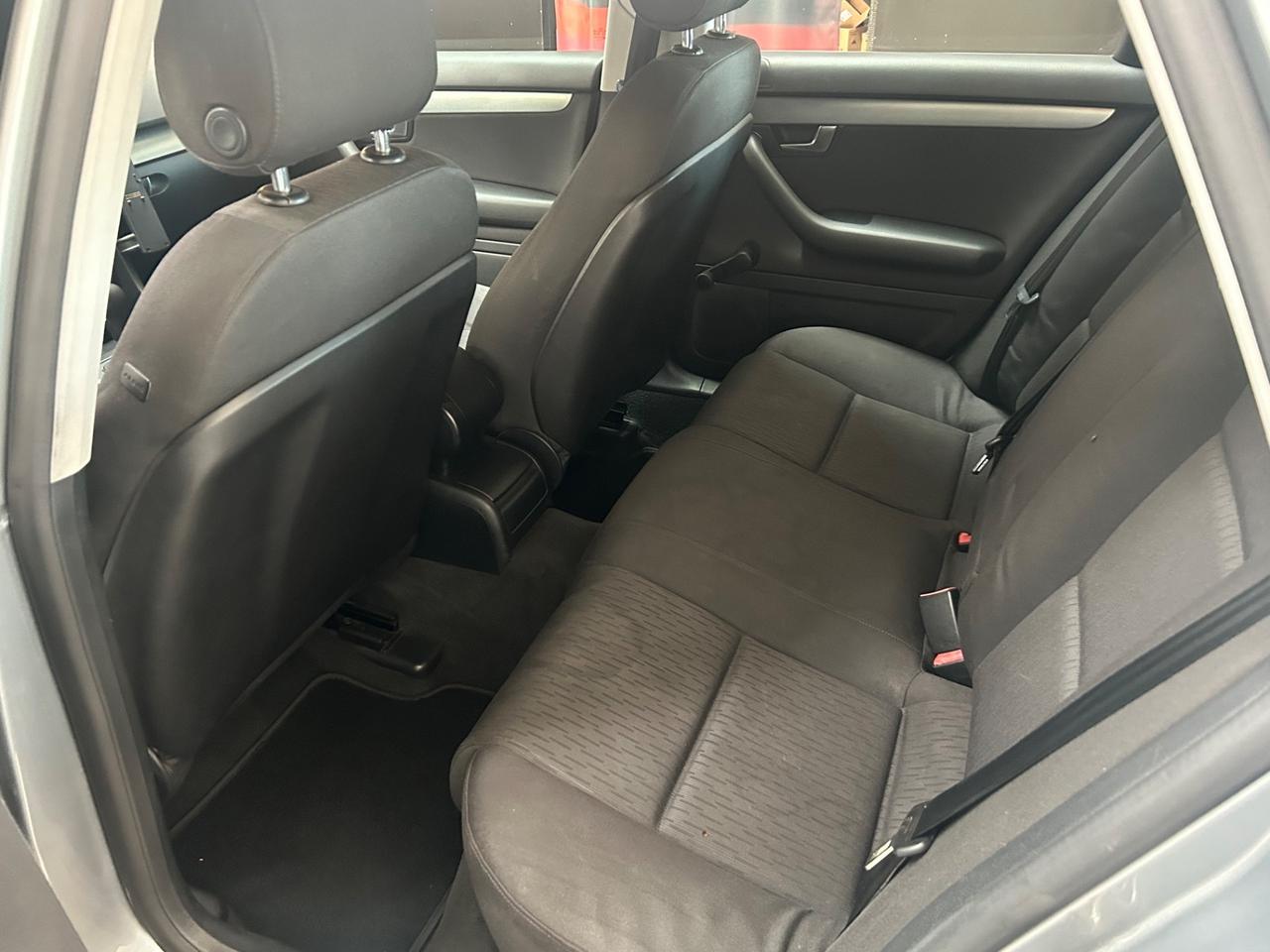 Audi A4 2000 tdi 140cv avant automatica