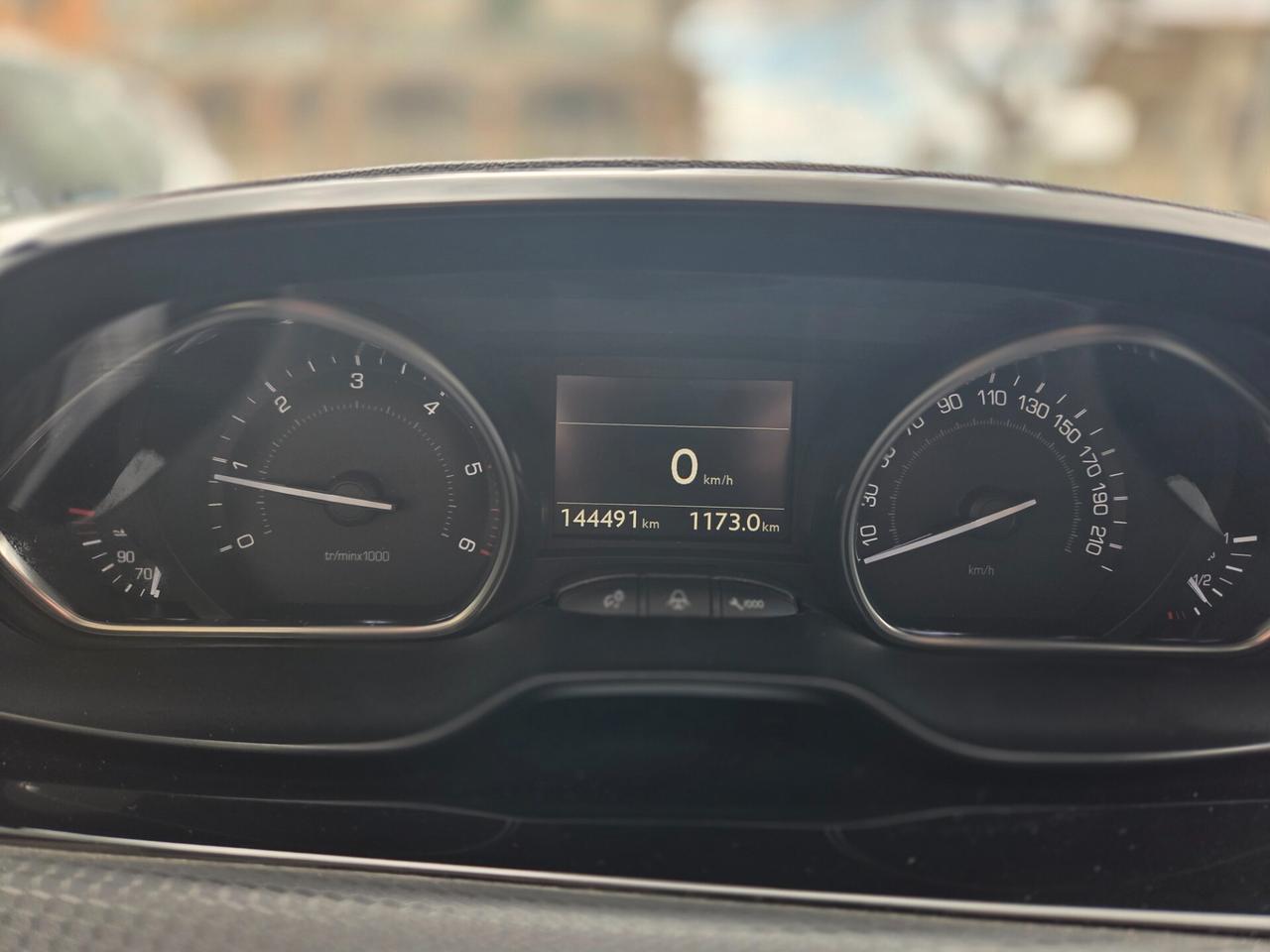 Peugeot 2008 1.6 e-HDi 92 CV Stop&Start Allure