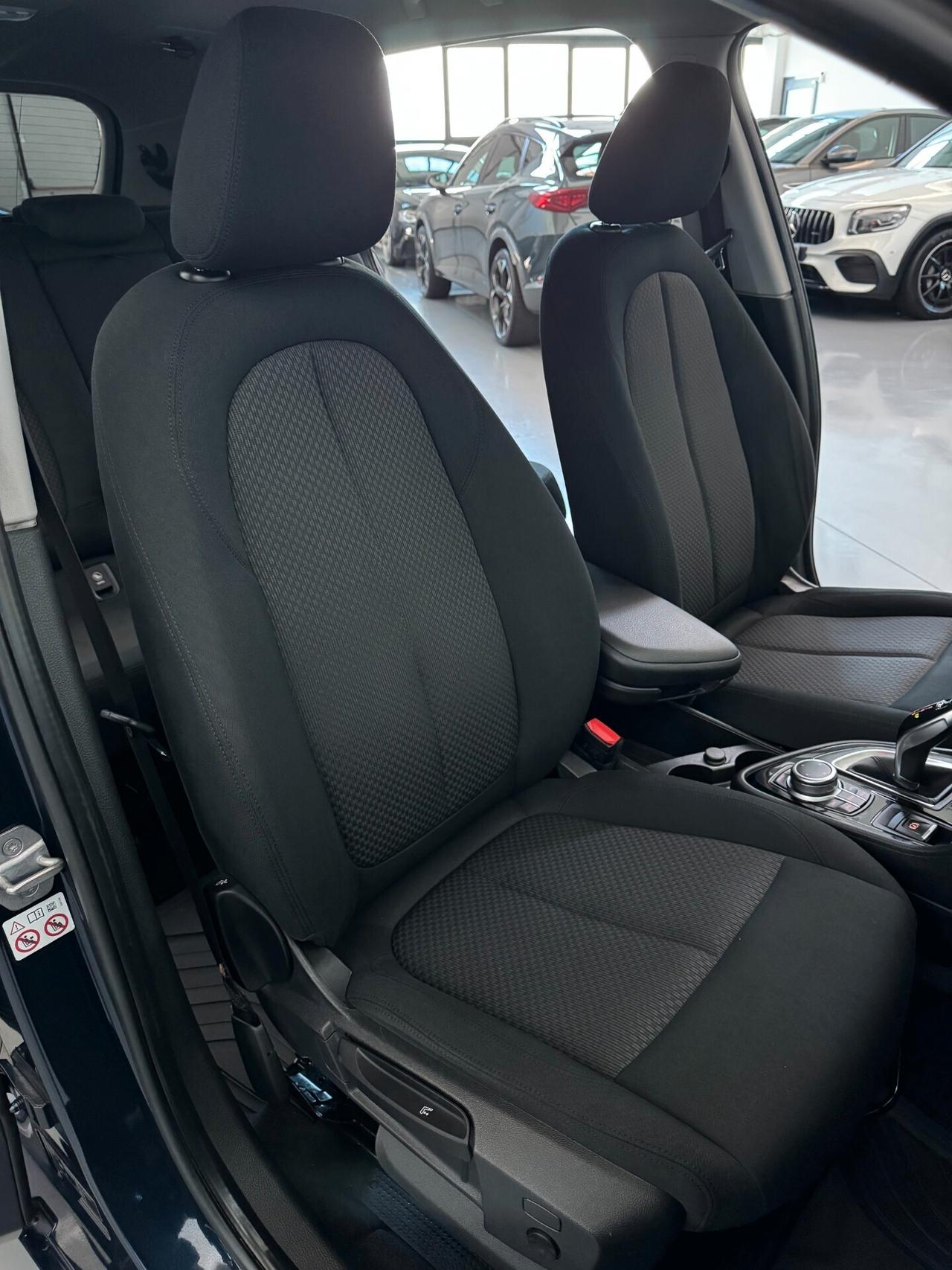 BMW 220 Gran Tourer Business 2.0cc 192cv 7 posti Navi Auto