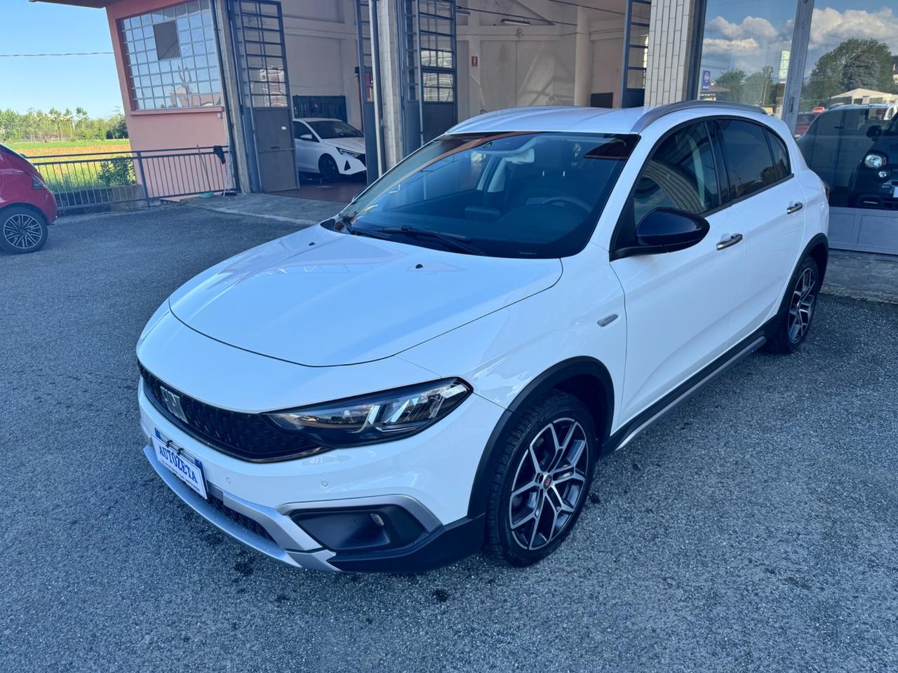 Fiat Tipo 1.0 5 porte Cross