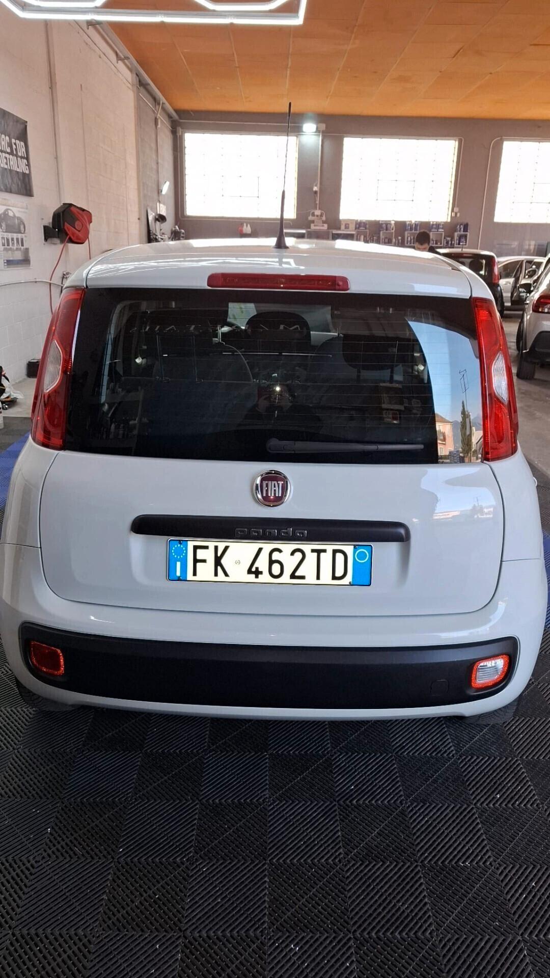 FIAT PANDA 1.2 EASY NESSUN VINCOLO DI FINANZIAMENTO O ASSICURAZIONI