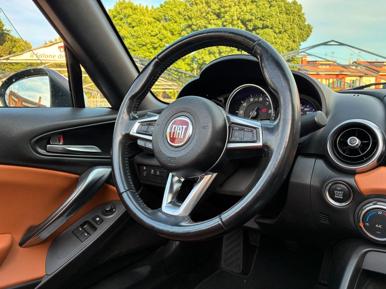 Fiat 124 Spider 1.4 MultiAir Lusso