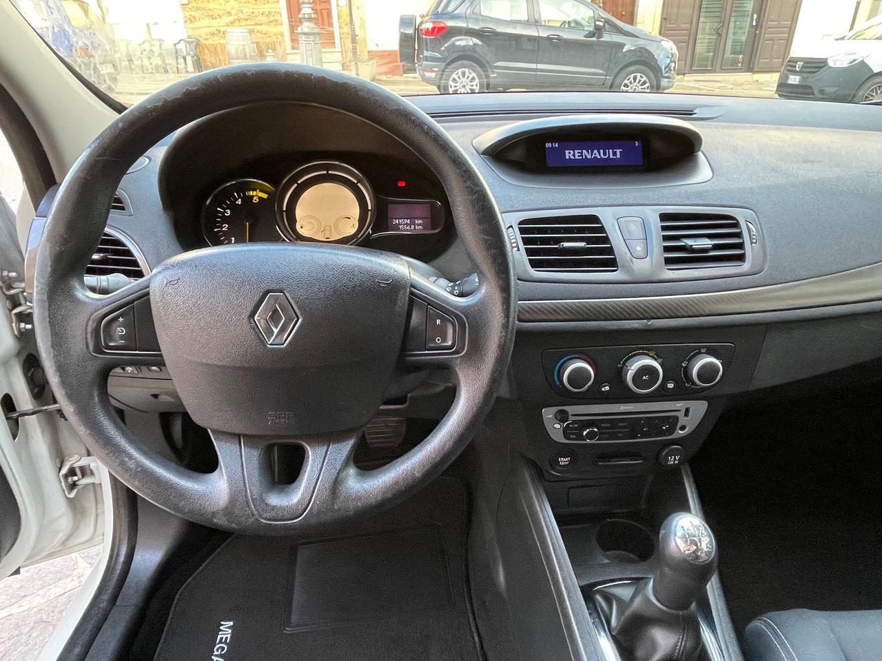 Renault Mégane 1.5 dCi 90CV SporTour Wave