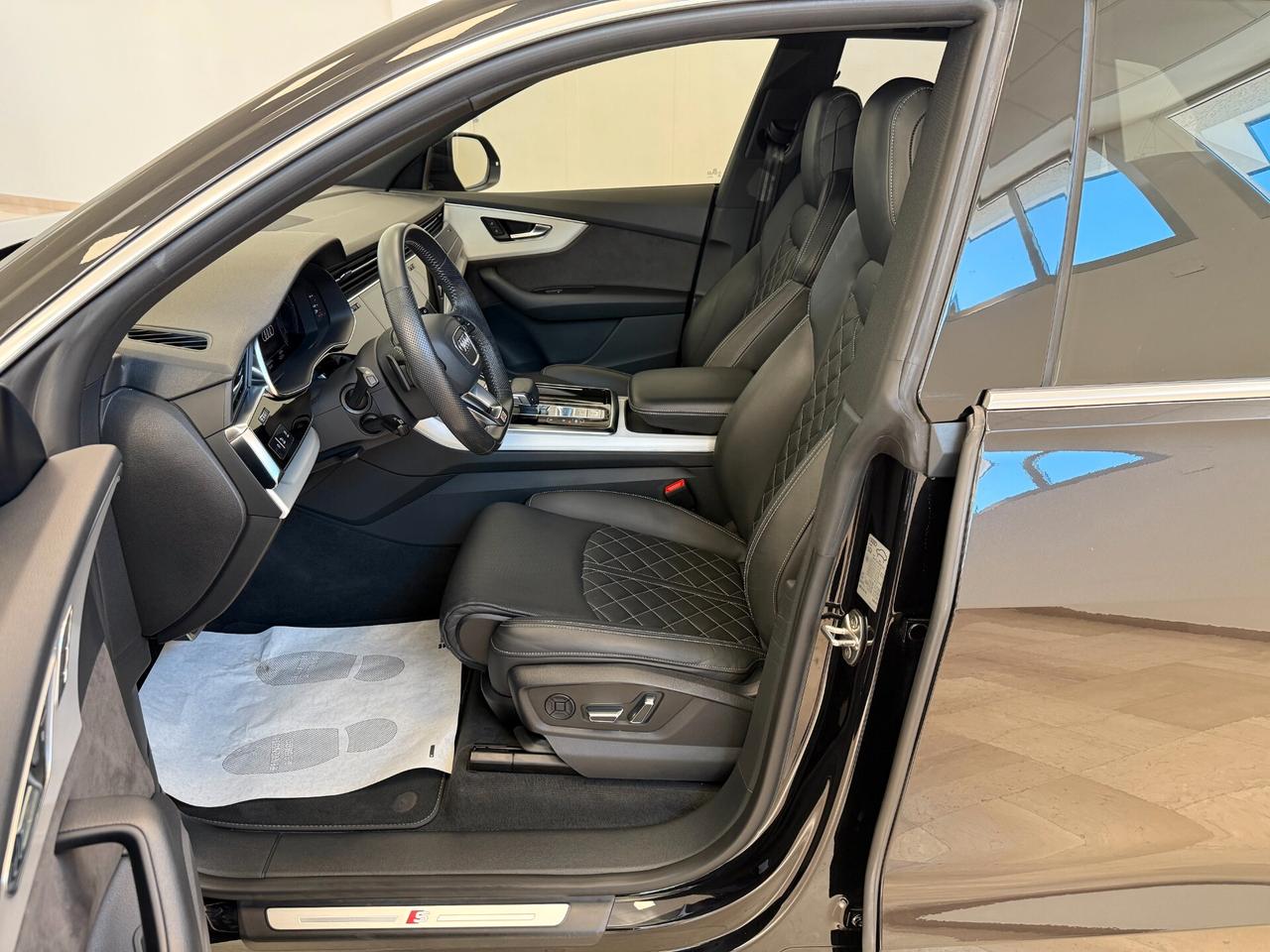 Audi Q8 50 3.0 tdi mhev S-line Sport quattro tiptronic