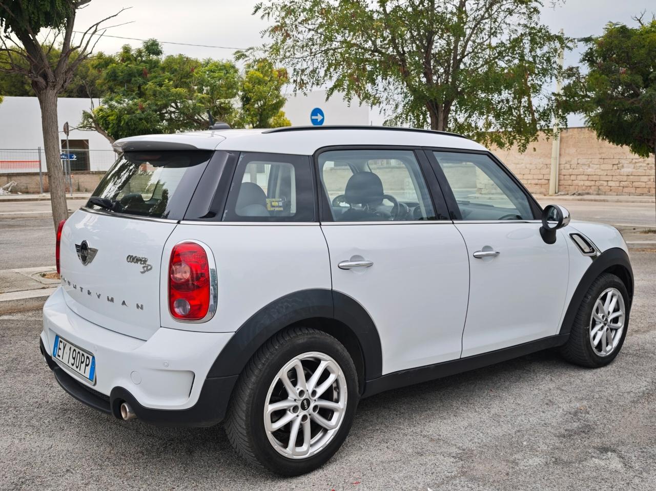 Mini Cooper SD Countryman 2.0 Business con motore nuovo