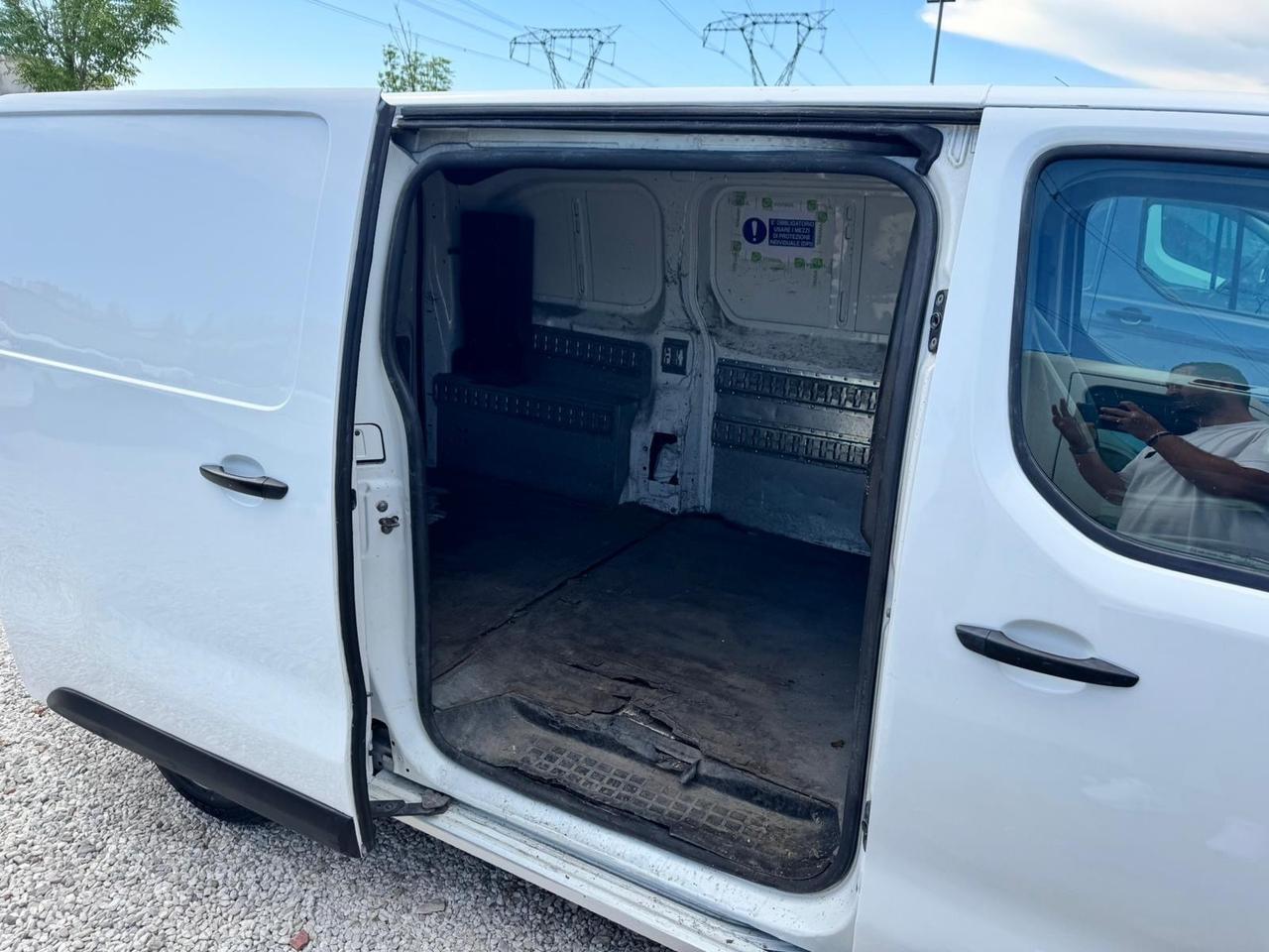 Citroen Jumpy BlueHDi 120CV Cargo Iva Compresa