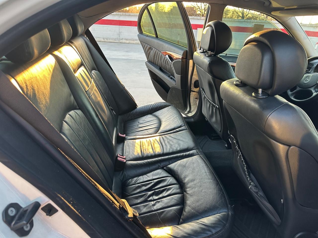 Mercedes-benz E 220 CDI cat EVO Elegance