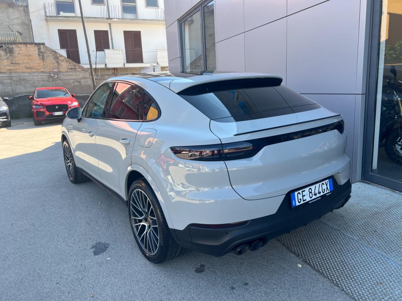 Porsche Cayenne Coupe 3.0 e-hybrid tiptronic