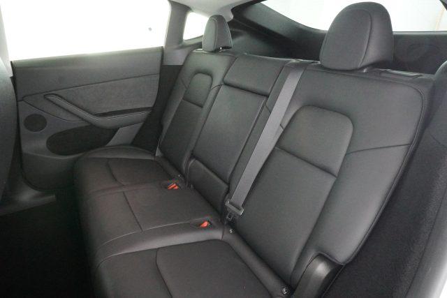 TESLA Model Y Model Y AWD Performance