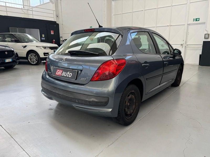 Peugeot 207 207 5p 1.4 hdi XS