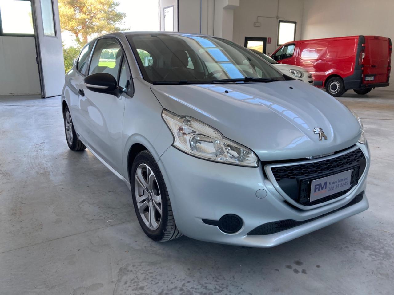 Peugeot 208 1.0 VTi 68 CV 3 porte Access per neopatentati