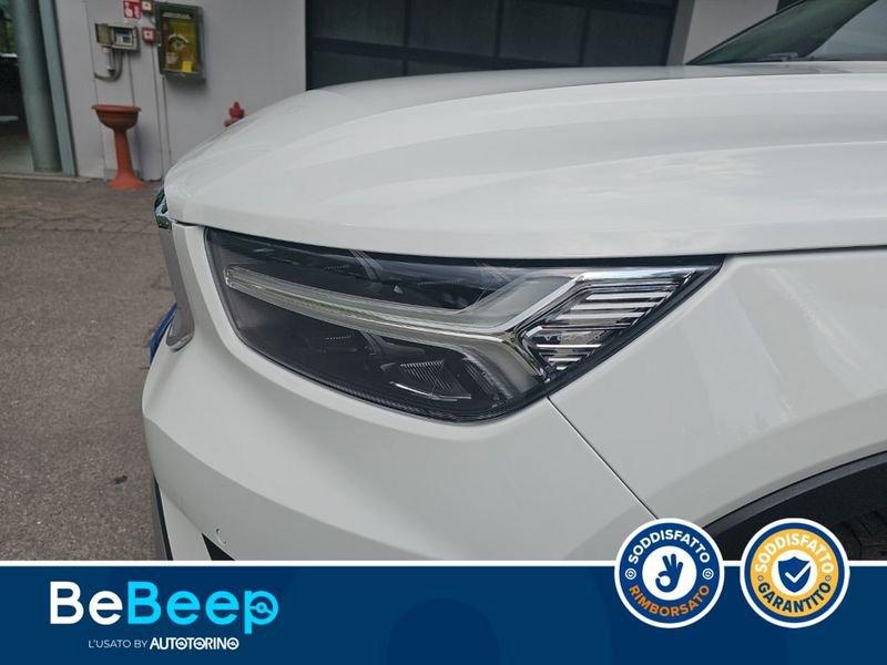 Volvo XC40 2.0 D4 MOMENTUM PRO AWD GEARTRONIC MY21