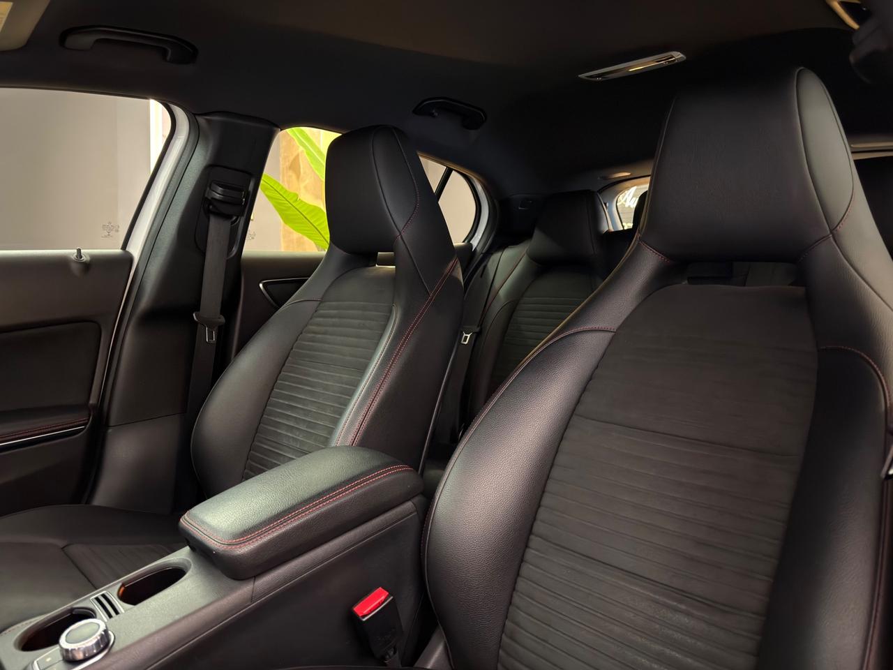 Mercedes-benz GLA 220 d Automatic Premium *AMG*