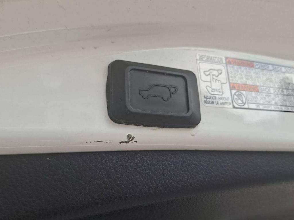 Toyota RAV4 5 Porte 2.5 VVT-i Hybrid Lounge 2WD E-CVT
