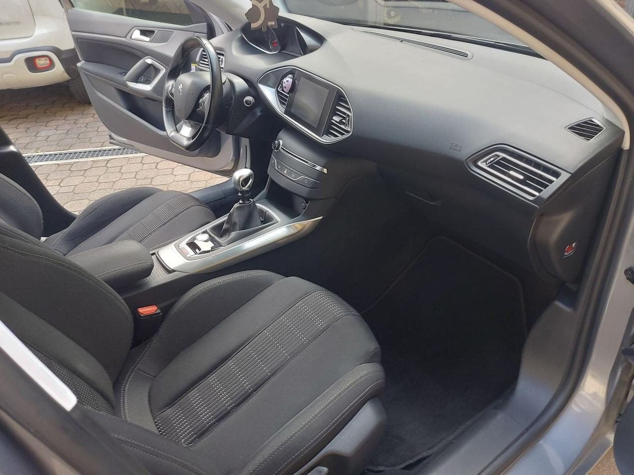 Peugeot 308 Allure 1.6 Blue HDI 120 SW