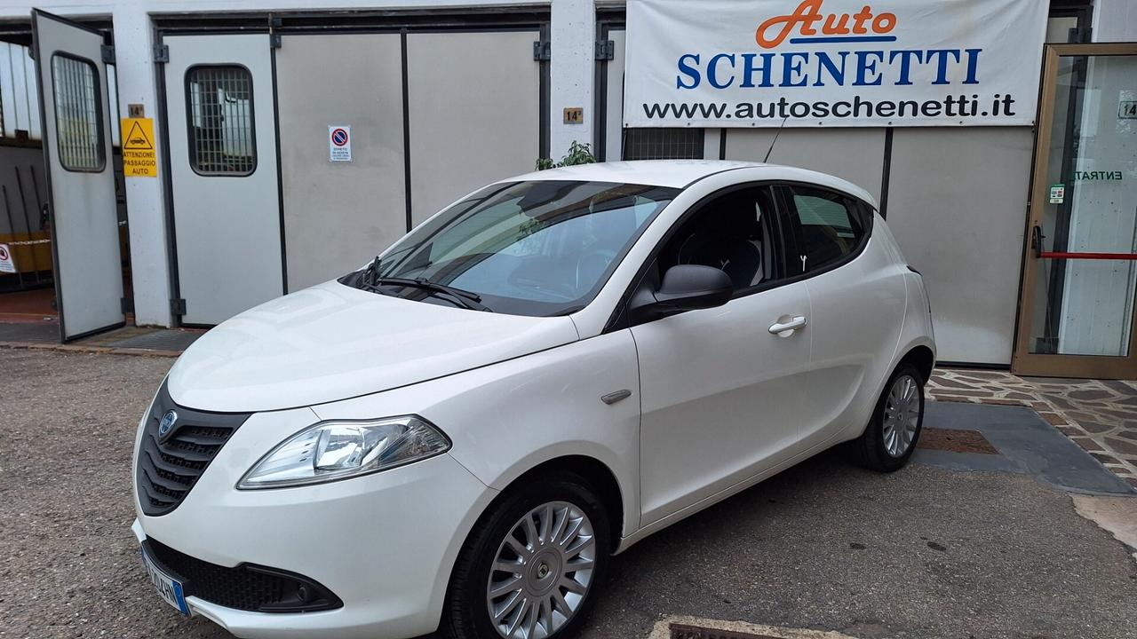 Lancia Ypsilon 1.2 69 CV 5 porte GPL Ecochic Gold