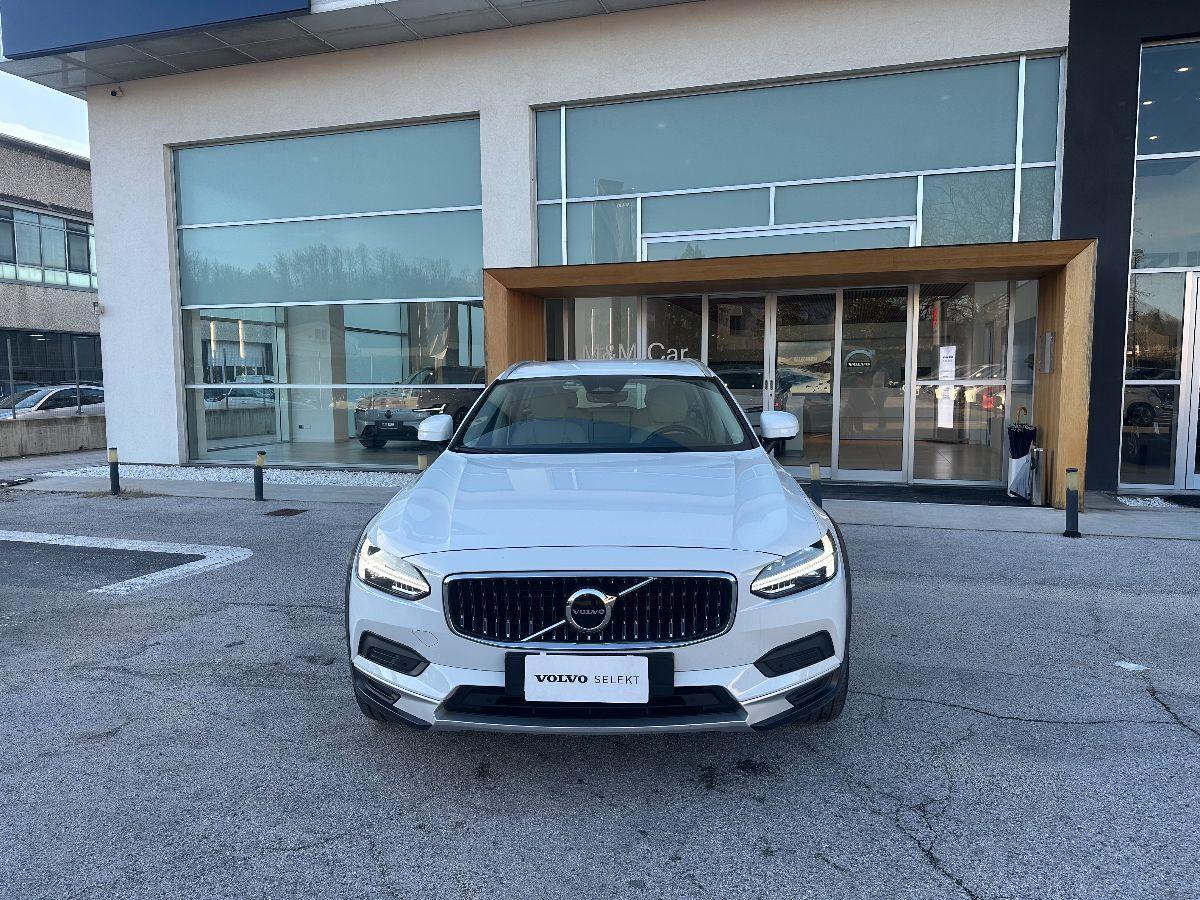 V90 Cross Country 2.0 b4 Business Pro awd auto