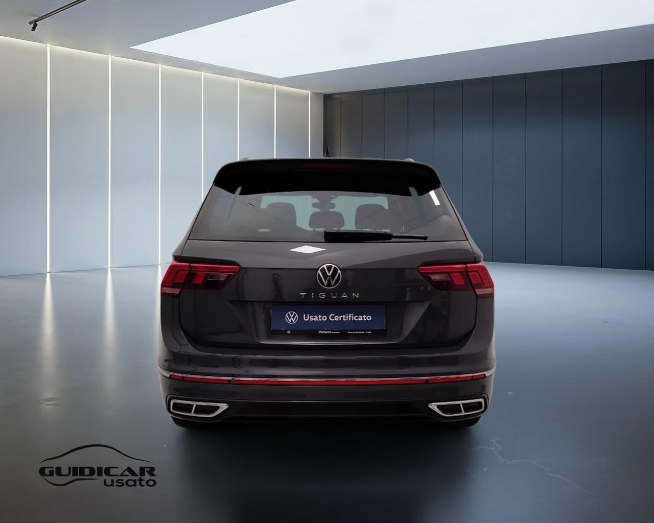 VOLKSWAGEN Tiguan II 2021 - Tiguan 2.0 tdi R-Line 150cv dsg