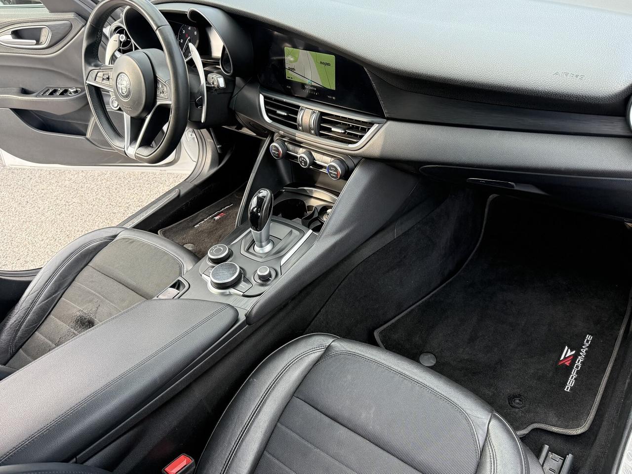 ALFA ROMEO GIULIA 180cv AT8 AWD NAVI LED XENON