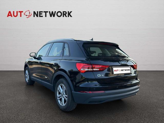 AUDI Q3 40 TDI quattro S tronic Business