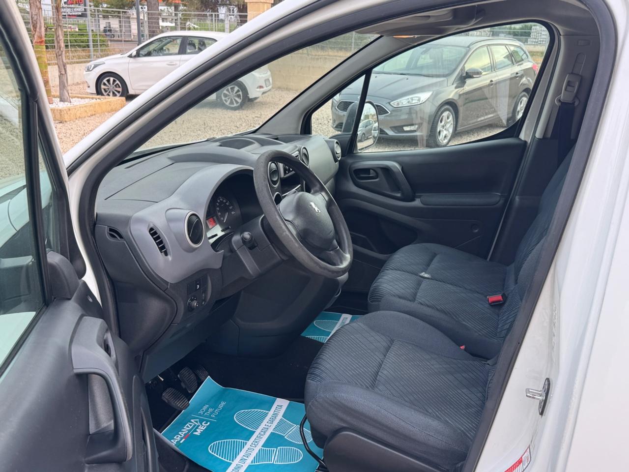 Peugeot Partner 1.6 HDi 90CV L1 3 posti Furgone Affaire