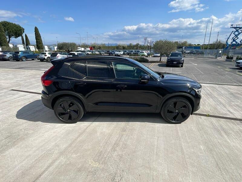 Volvo XC40 B3 automatico Ultra Black Edition