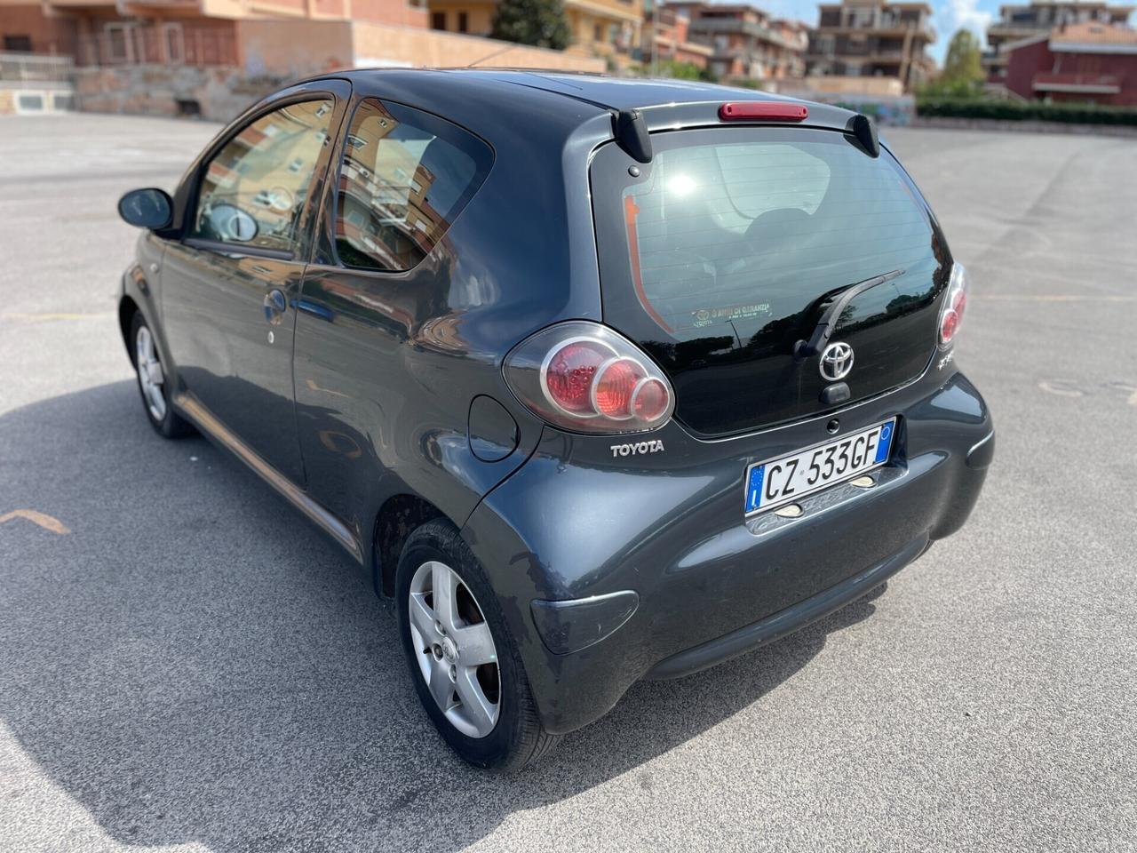 Toyota Aygo 1.0 3p 69cv APPENA TAGLIANDATA