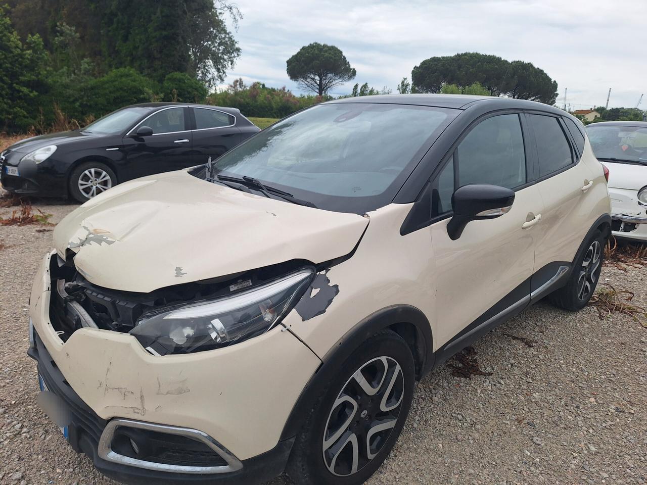 Renault Captur 1.5 dCi Cambio Automatico incidentata