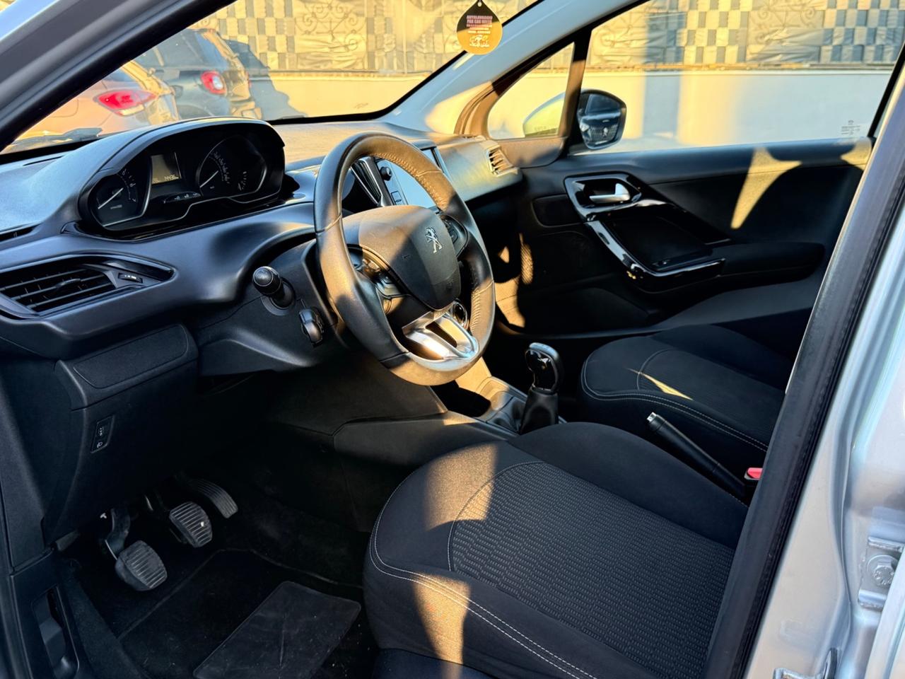 Peugeot 208 PureTech 82 Stop&Start 5 porte Allure