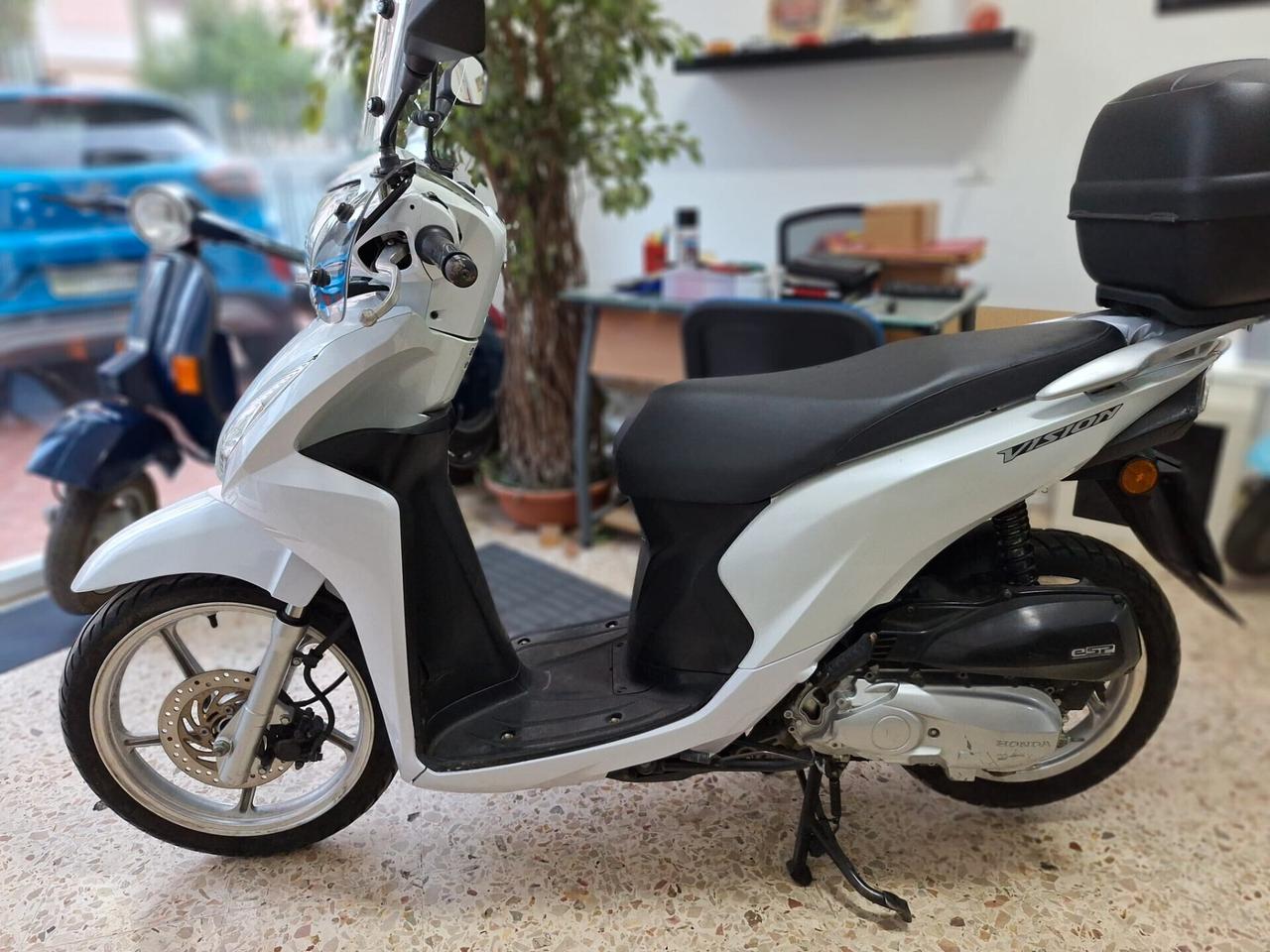 HONDA VISION 110