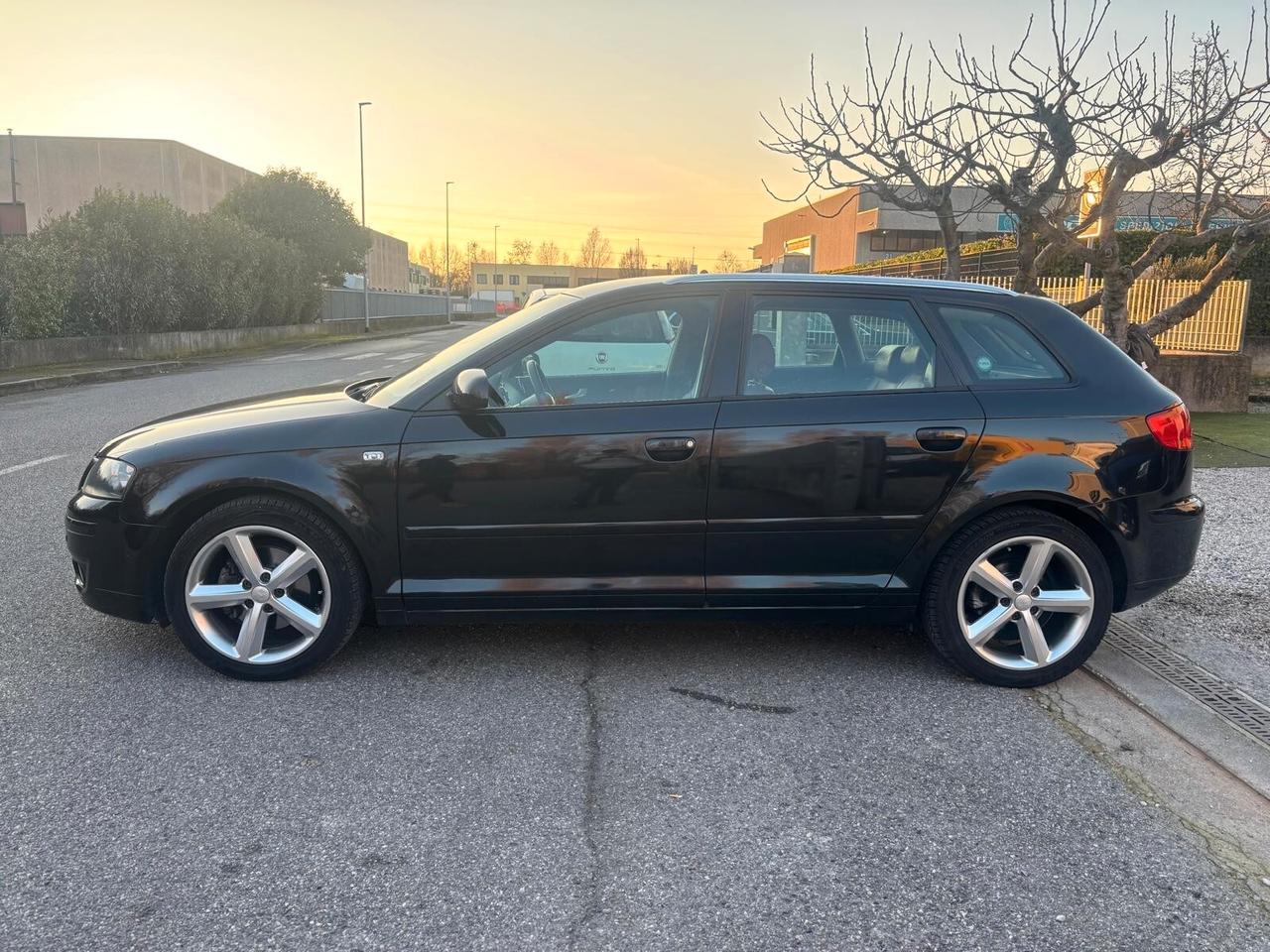 Audi A3 2.0 16V TDI Ambiente SPORTBACK