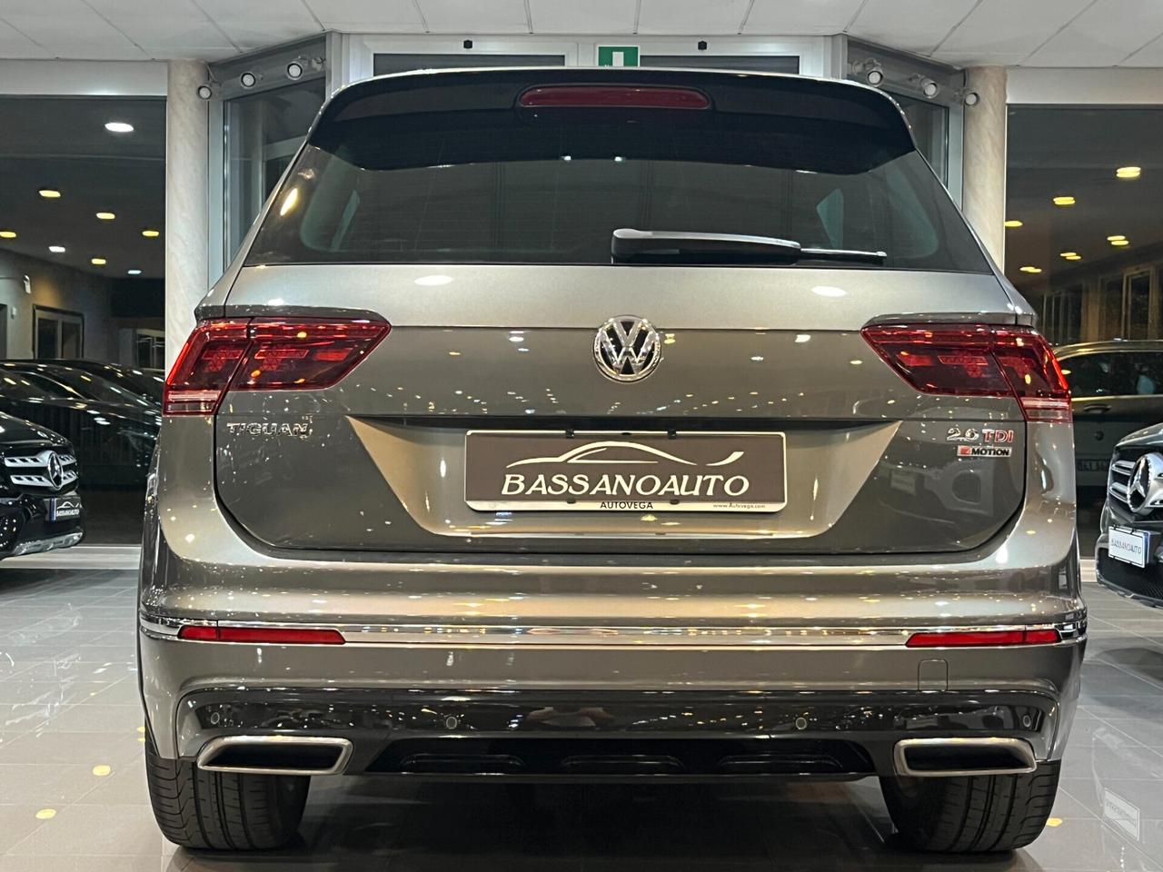 Volkswagen Tiguan 2.0 bitdi Executive R-Line 4motion 240cv dsg
