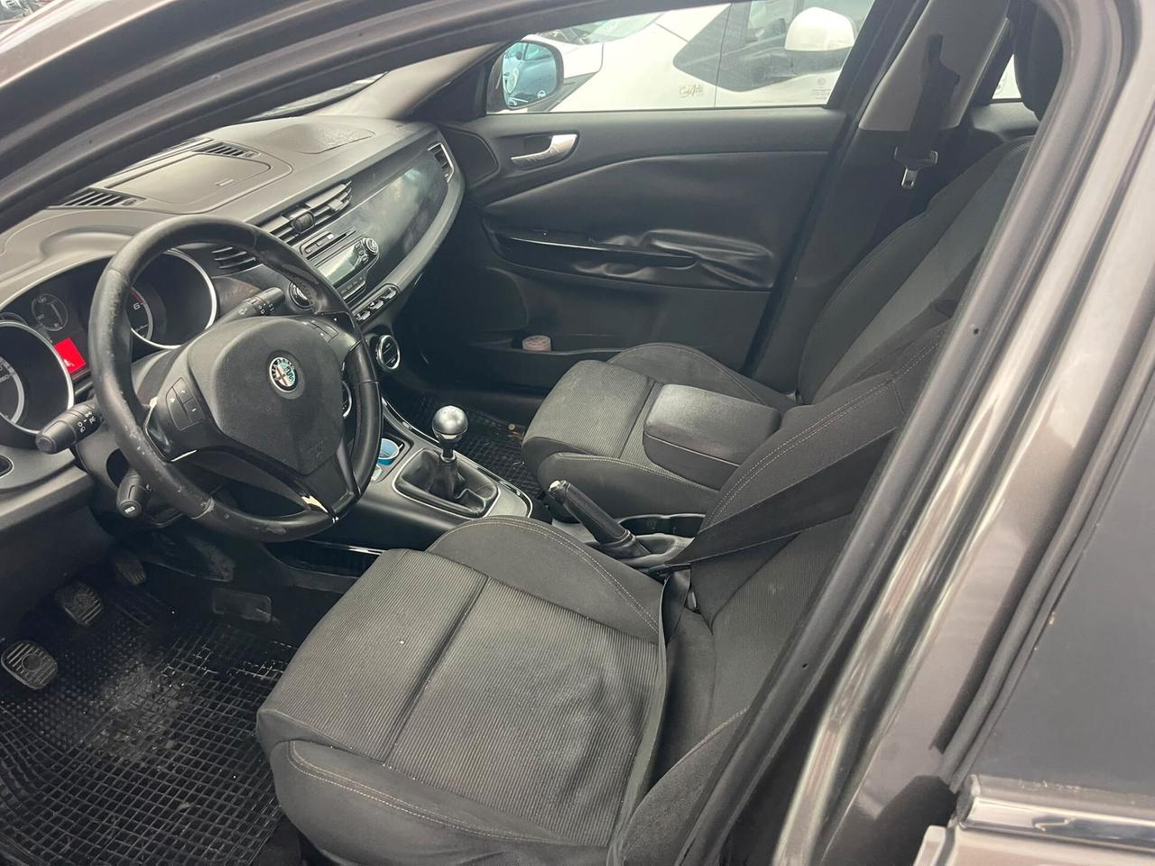 Alfa Romeo Giulietta 1.6 JTDm-2 105 CV Distinctive