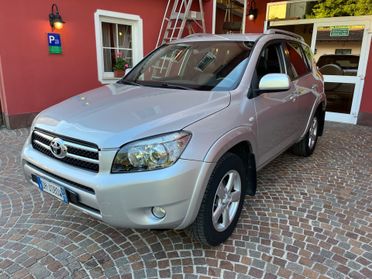 Toyota RAV 4 - 2.2 D-4D 177 CV