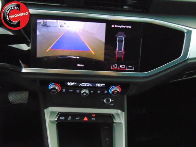 AUDI Q3 45 TFSI quattro S tronic Bus. PLUG IN