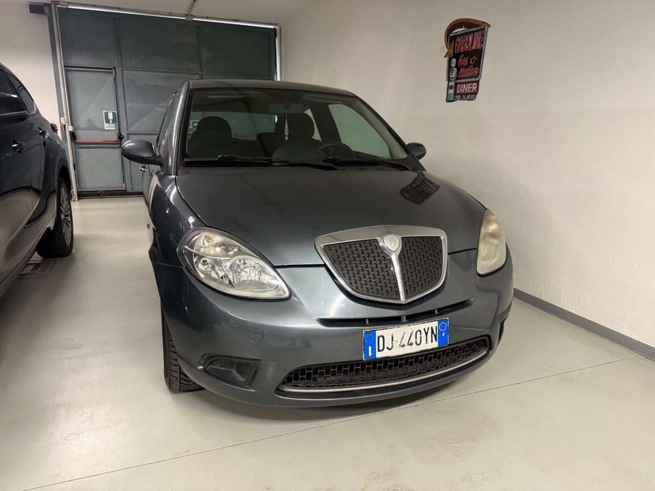Lancia Ypsilon 1.2 Argento MOTORE RIFATTO