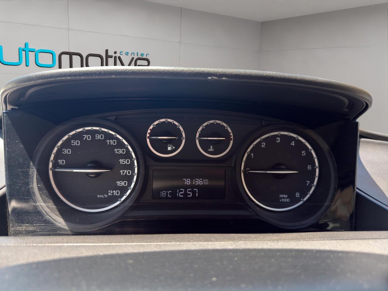 Lancia Ypsilon 1.2 69 CV 5 porte GPL Ecochic Silver