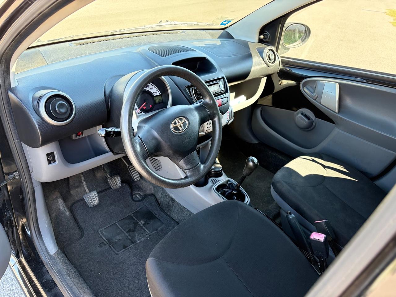 Toyota Aygo 1.0 benzina 2009 5 porte Sol