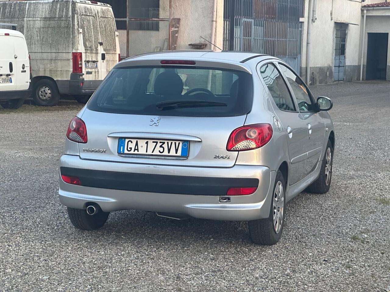 Peugeot 206 Plus 1.1 60CV 5p. Urban ECO GPL