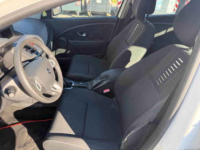 RENAULT Megane Mégane 1.5dCi 110CV Attractive Stupenda Bellissima